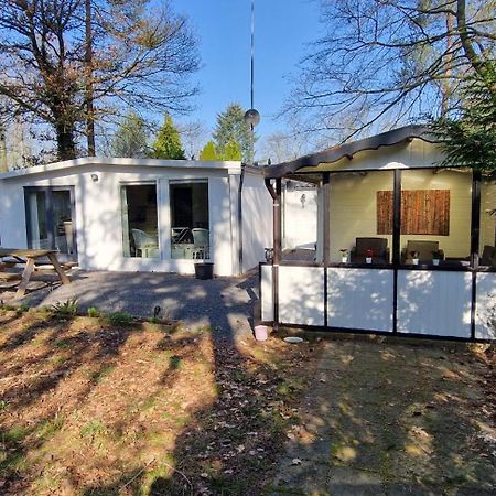 "Dennenhuisje" Op Bospark Ijsselheide Hattemerbroek Exterior foto