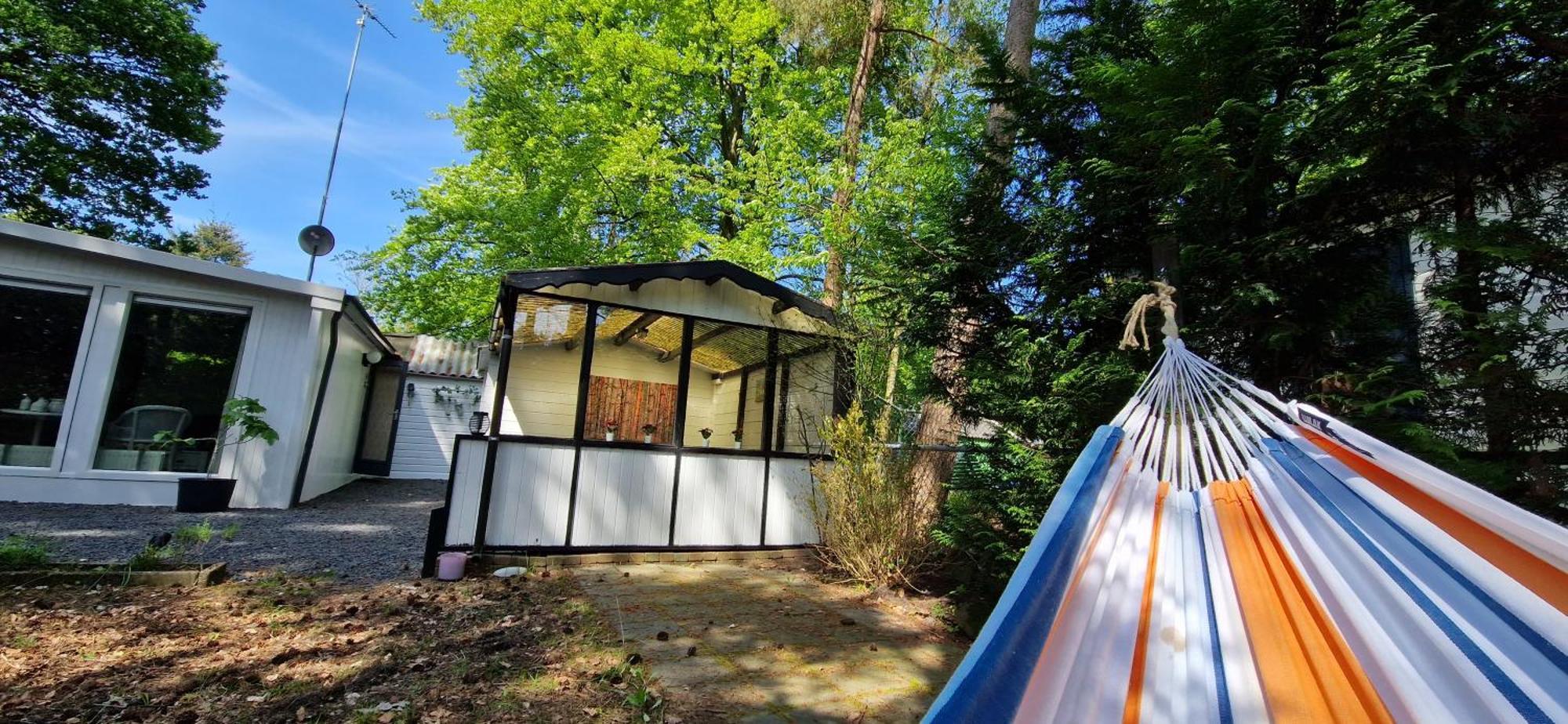 "Dennenhuisje" Op Bospark Ijsselheide Hattemerbroek Exterior foto